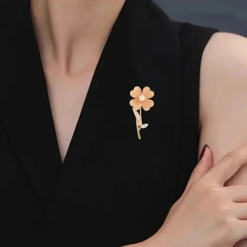VQ Flower  Brooch